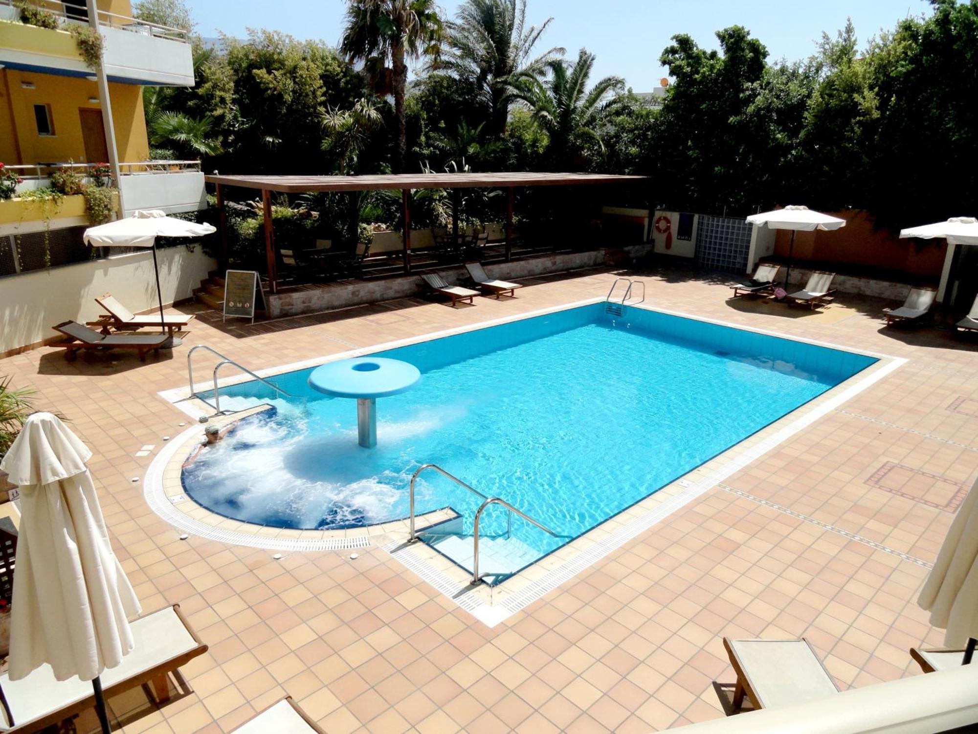 Aparthotel Sitia Bay Esterno foto